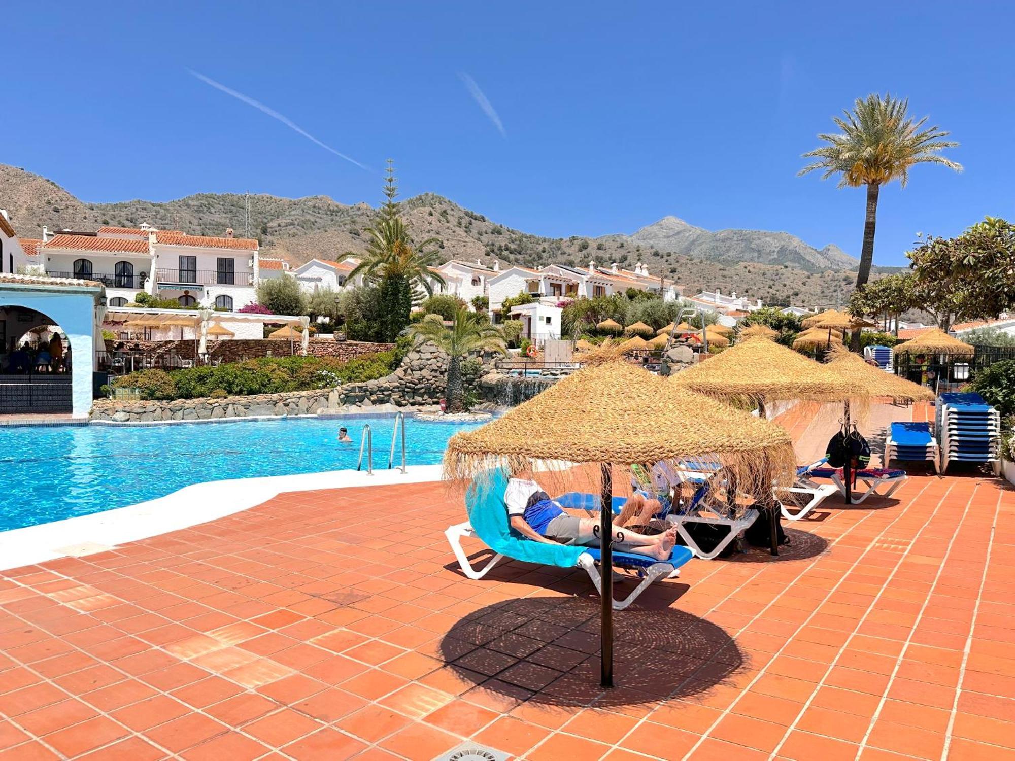 Los Naranjos 25A Private Pool Capistrano Village Nerja Esterno foto