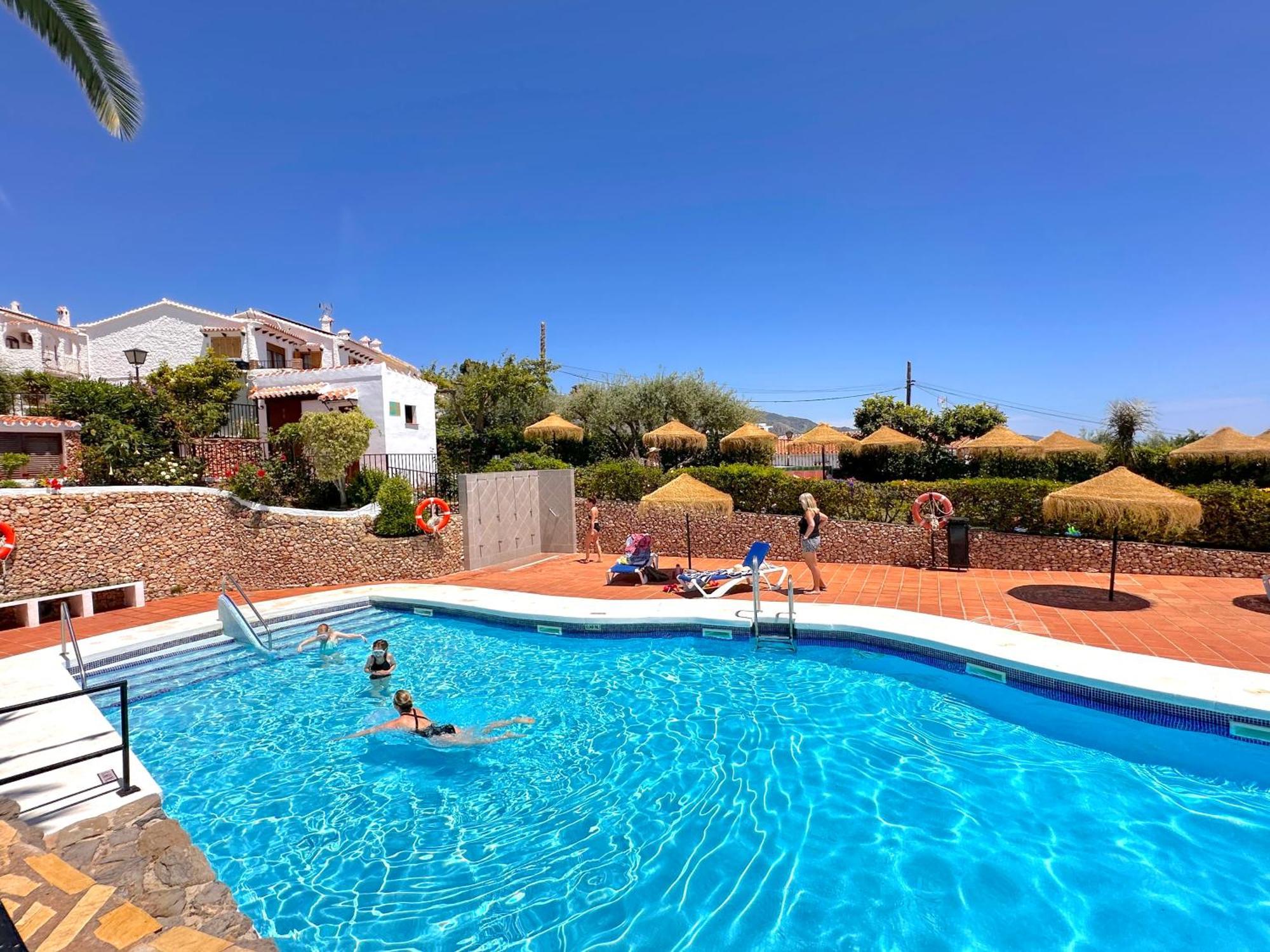 Los Naranjos 25A Private Pool Capistrano Village Nerja Esterno foto
